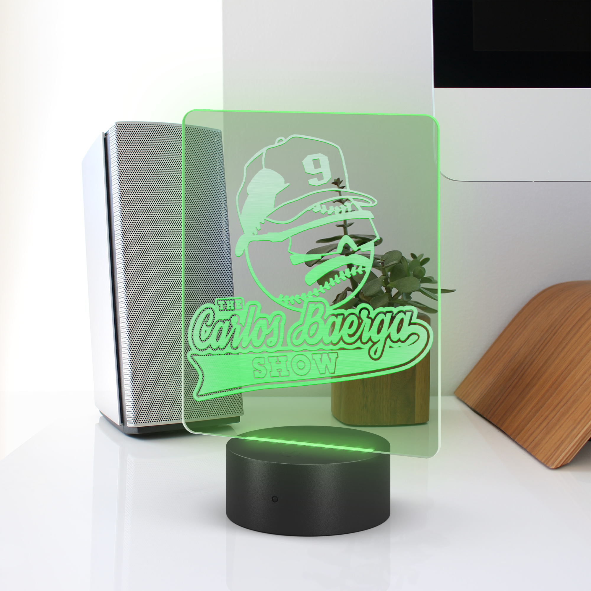 Carlos_Baerga_Show_LED_Light_Rectangle_Lifestyle_Workdesk_Mockup.png